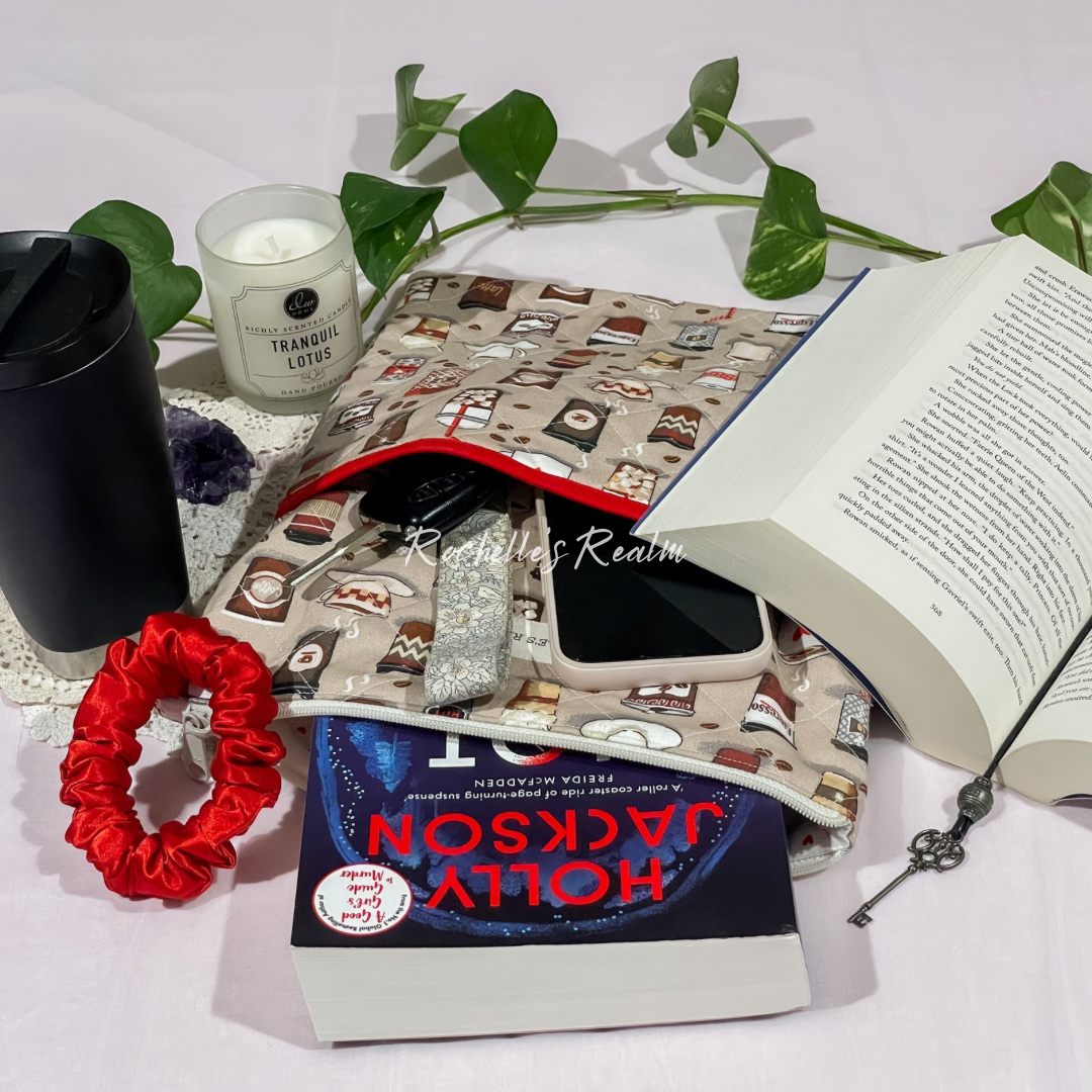 Hazel - Large Quilted Book Pouch